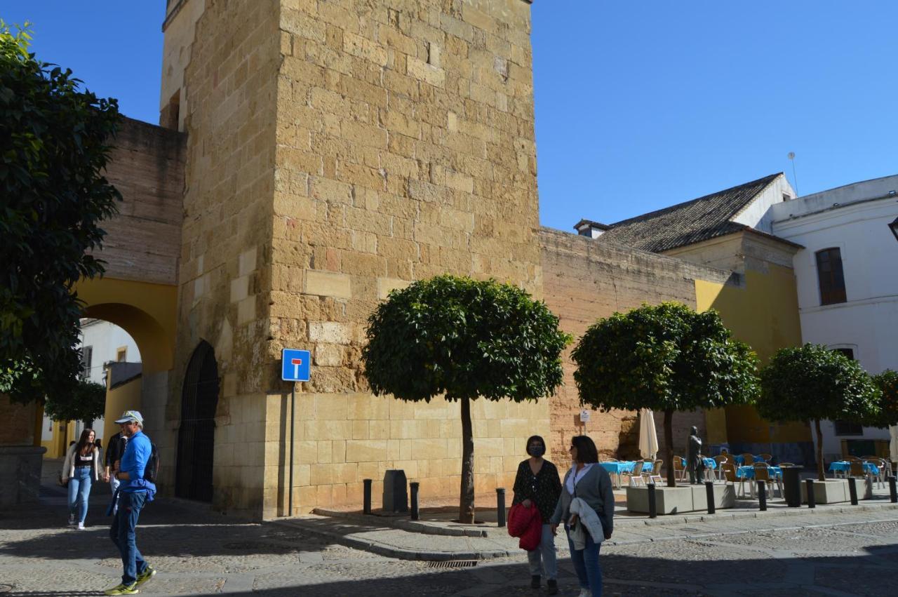 ALCAZAR VIEJO PARKING Tourist Córdoba Exterior foto